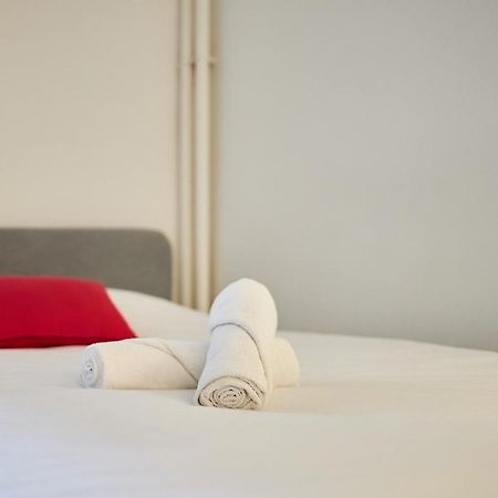 Le Marquis - T1 - 5 Mins De La Cathedrale Apartment Reims Ngoại thất bức ảnh