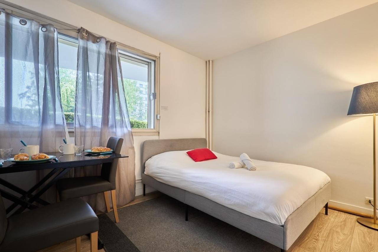 Le Marquis - T1 - 5 Mins De La Cathedrale Apartment Reims Ngoại thất bức ảnh